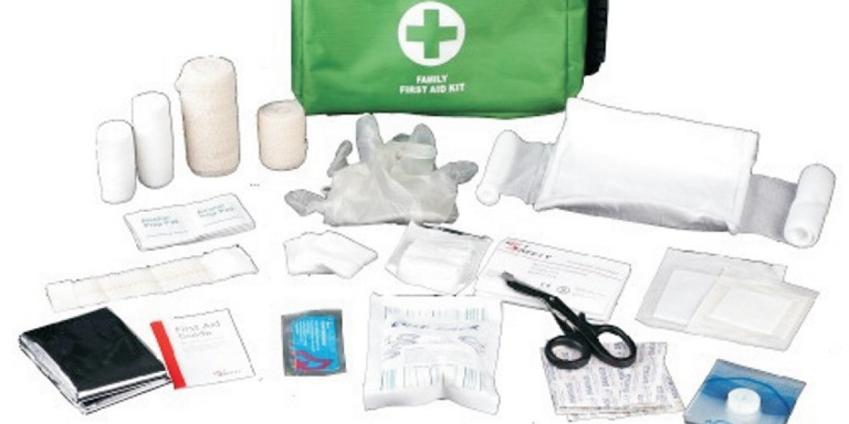 Come scegliere un First Aid Kit per attività esterne